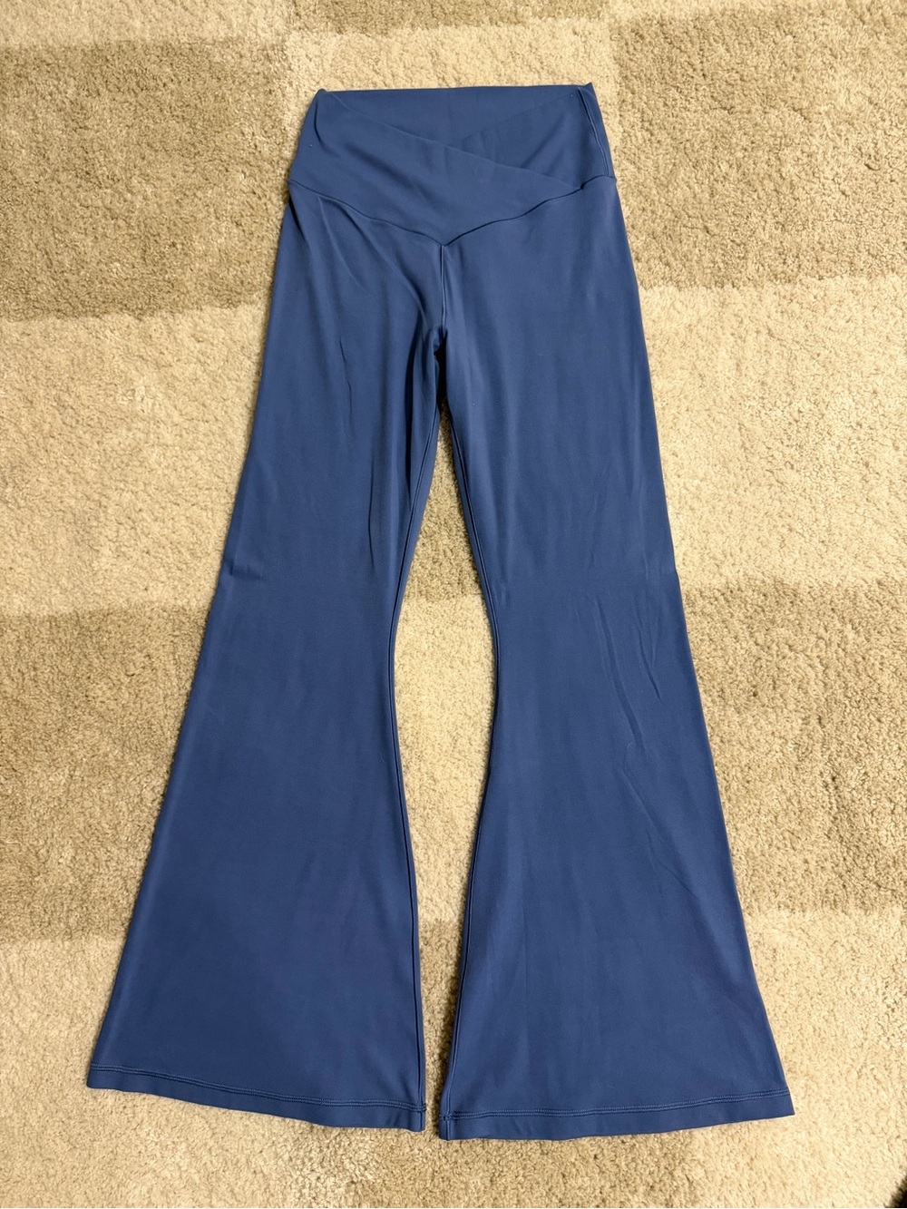 OFFLINE by Aerie Real Me High Rise Flare Leggings – Navy Blue Size Large Short